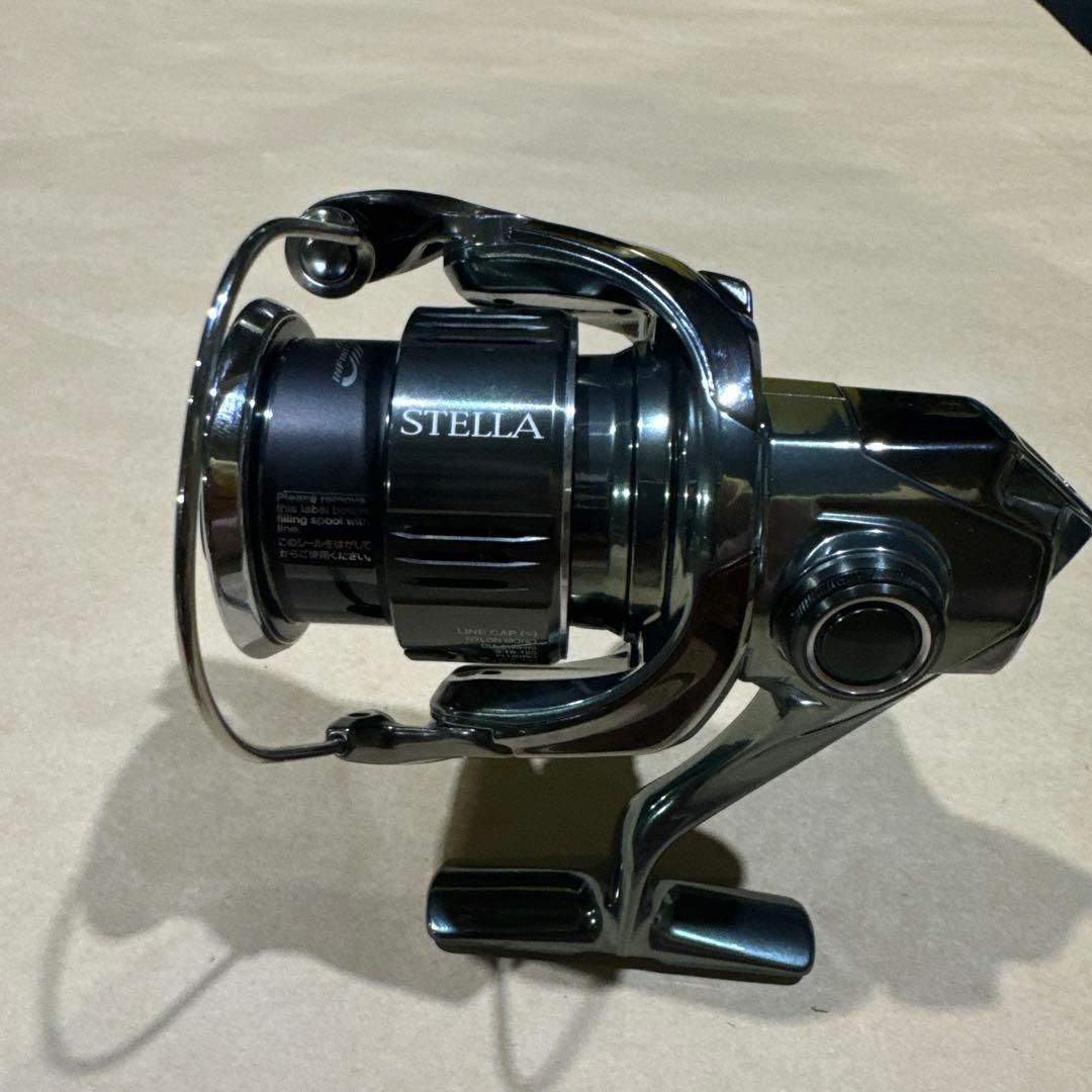 シマノ22ステラC2500S新品、未使用