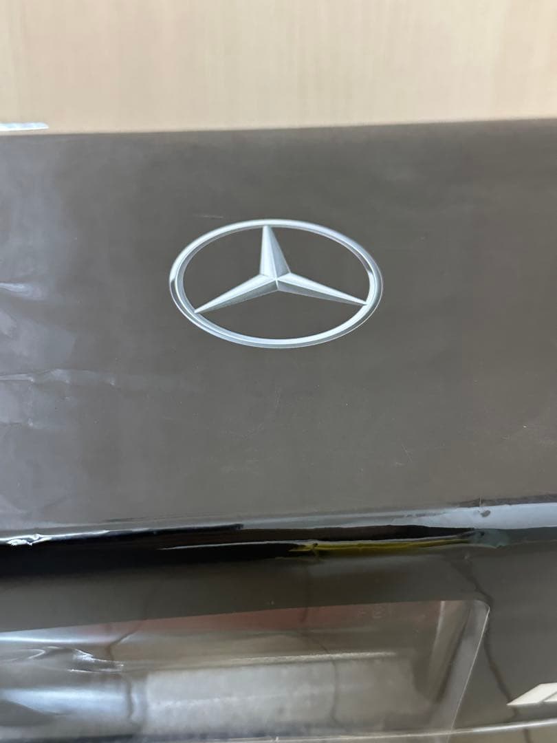 早い物勝ち世界1000台限定メルセデスベンツAMGG63 4×4² 1/18新品