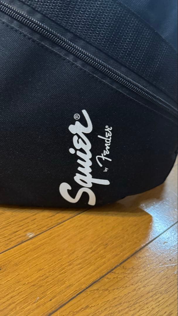 Squier Stratocaster ブラック