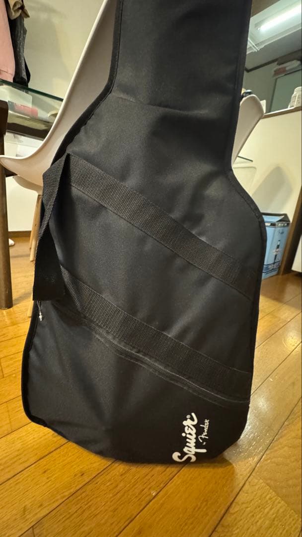 Squier Stratocaster ブラック