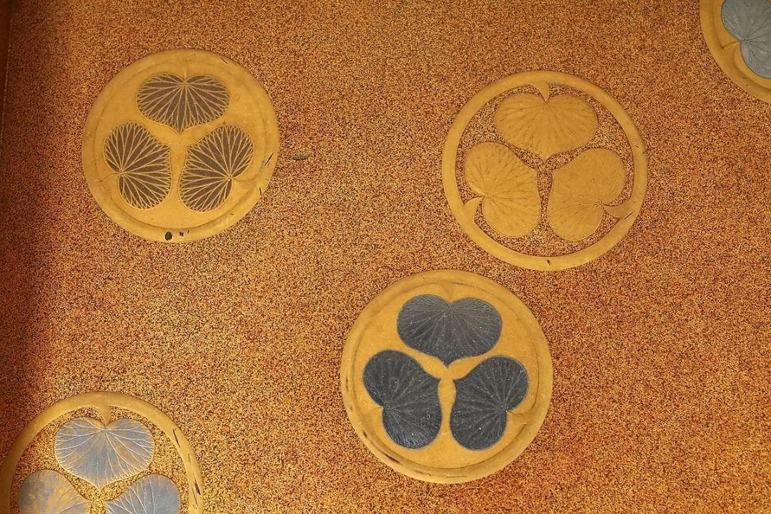 徳川家伝来　かけばん（懸盤・膳・蒔絵）