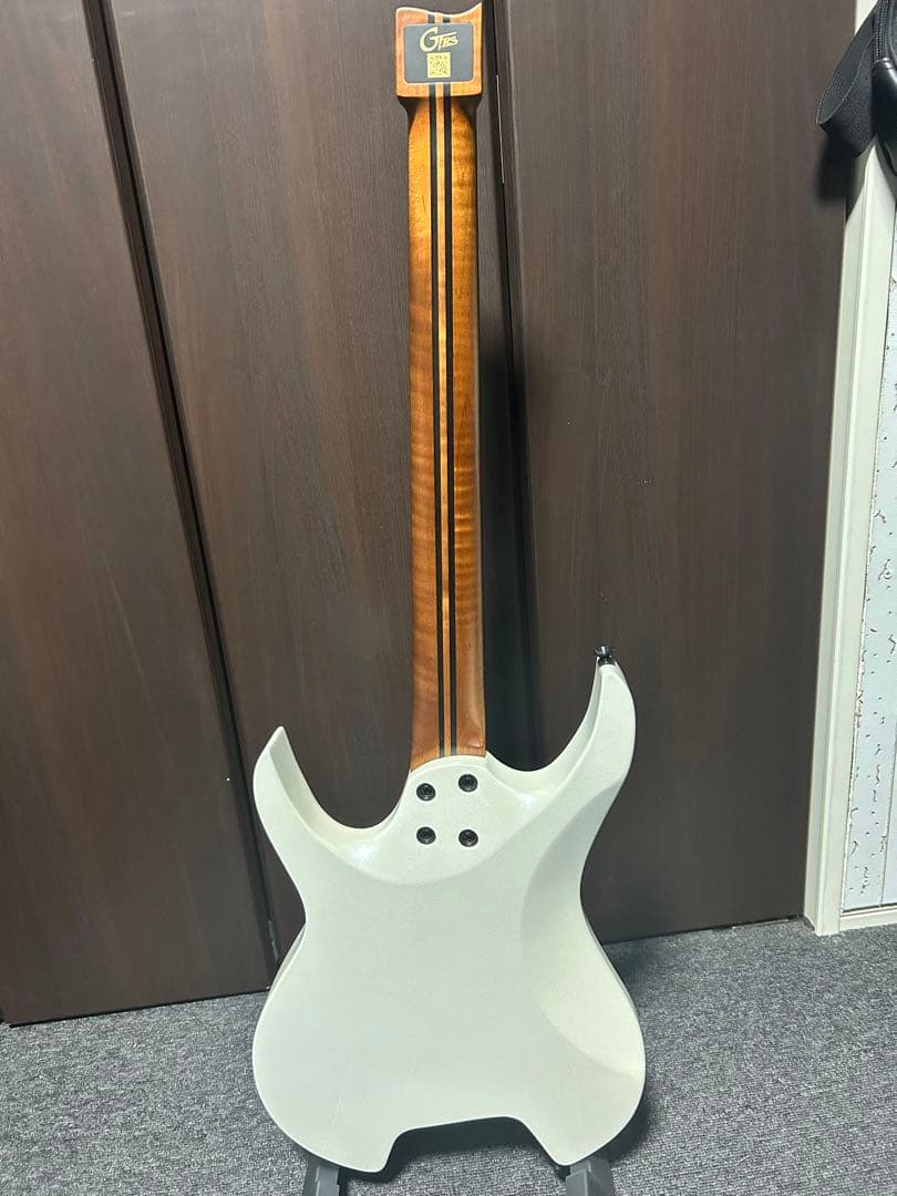 Mooer GTRS W800 Pearl White ヘッドレス