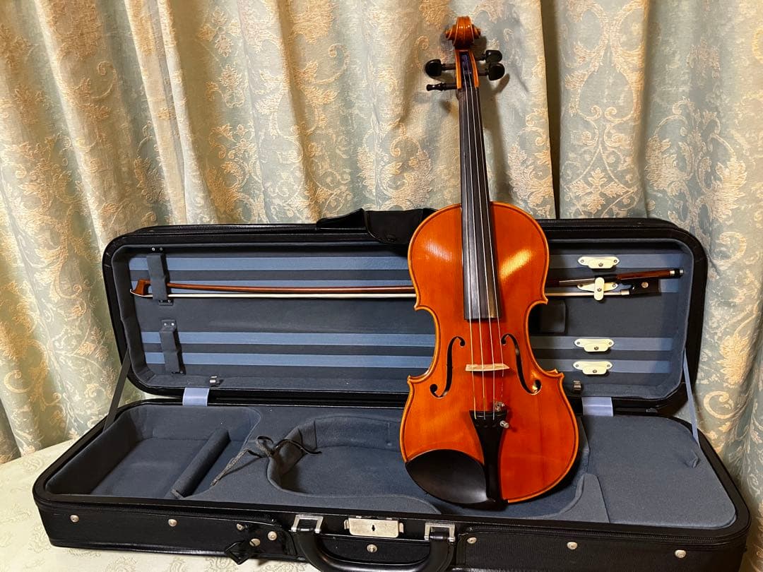 20年以上前　ピグマリウス　4/4 バイオリン　本体とケース