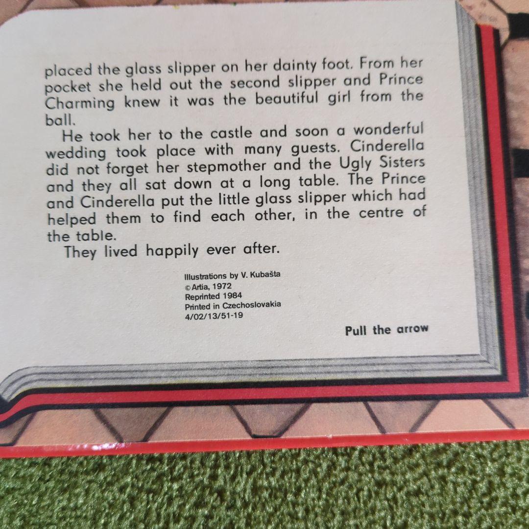 チェコ仕掛けヴィンテージ絵本　シンデレラ