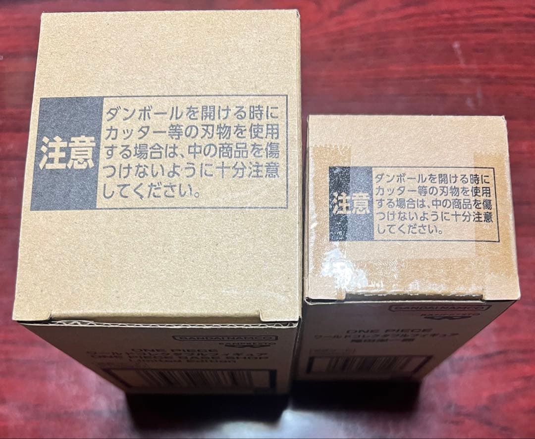 ONE PIECE ベースショップ　フィギュア2点