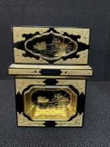 限定値下　美品の箱　仏壇部品　木製　本金箔　金具付き　蒔絵　6059