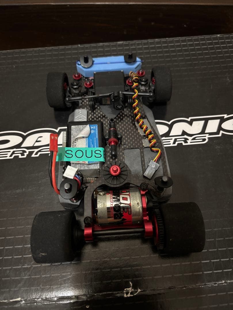 ロビトロニック　スカルペル　1/18 ラジコン