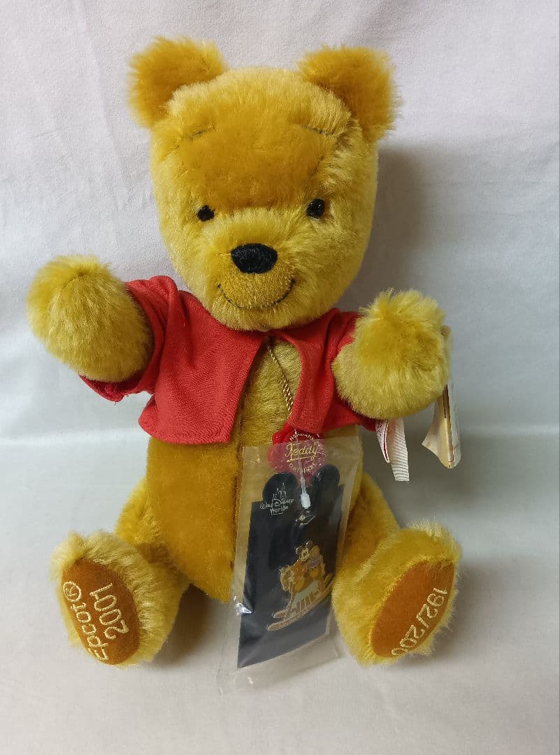 赤ハーマン社製ウィニー・ザ・プー　2001年　くまのプーさん　限定品　レア　美品