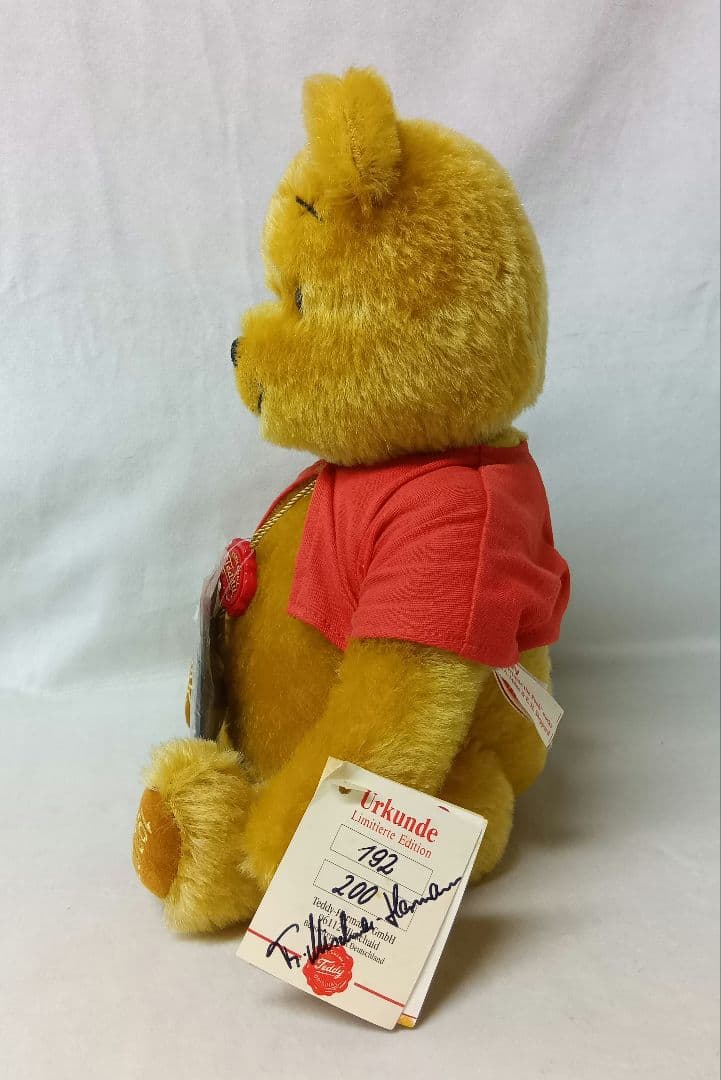 赤ハーマン社製ウィニー・ザ・プー　2001年　くまのプーさん　限定品　レア　美品