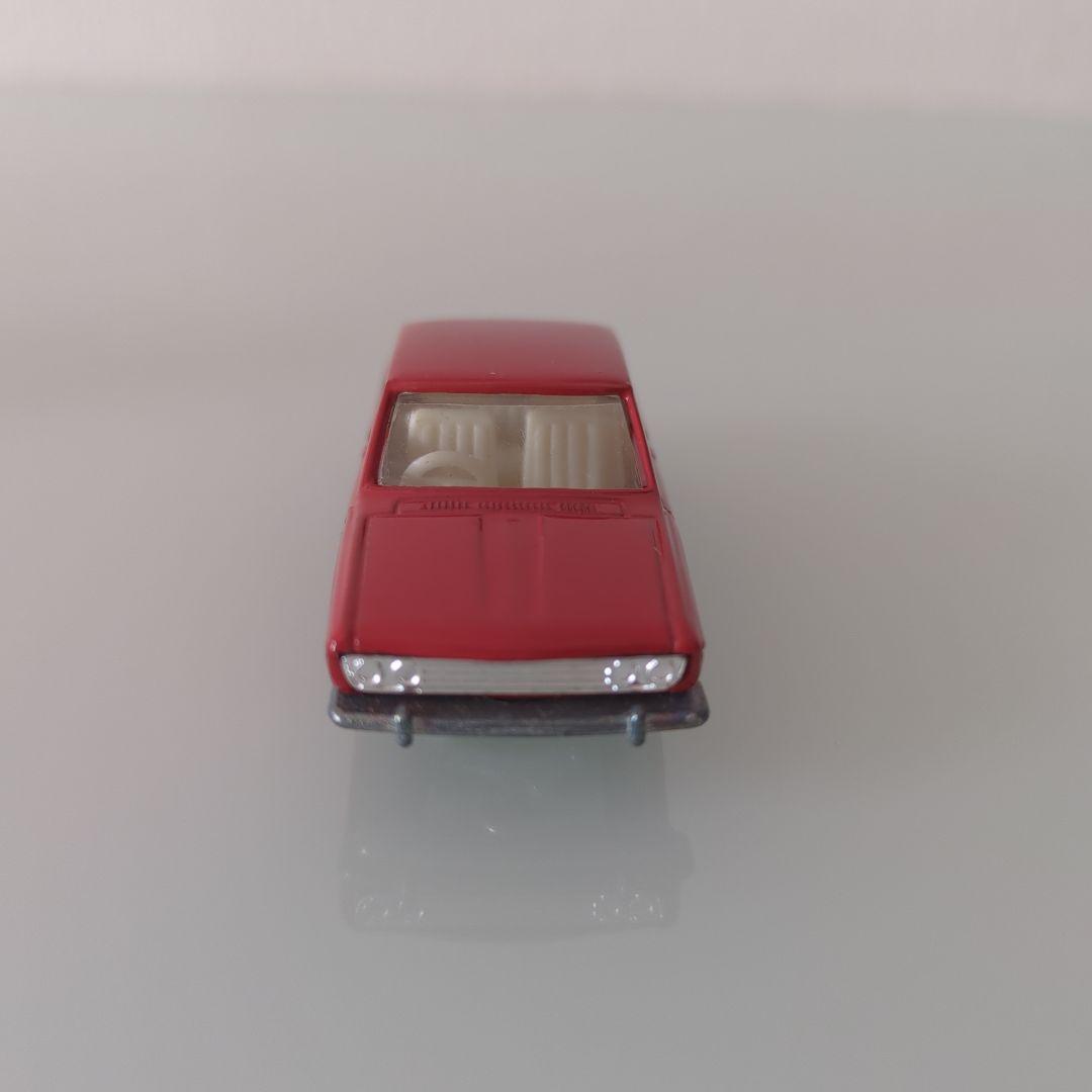 【美品】黒箱 トミカ 1/60 ブルーバードSSSクーペ 赤