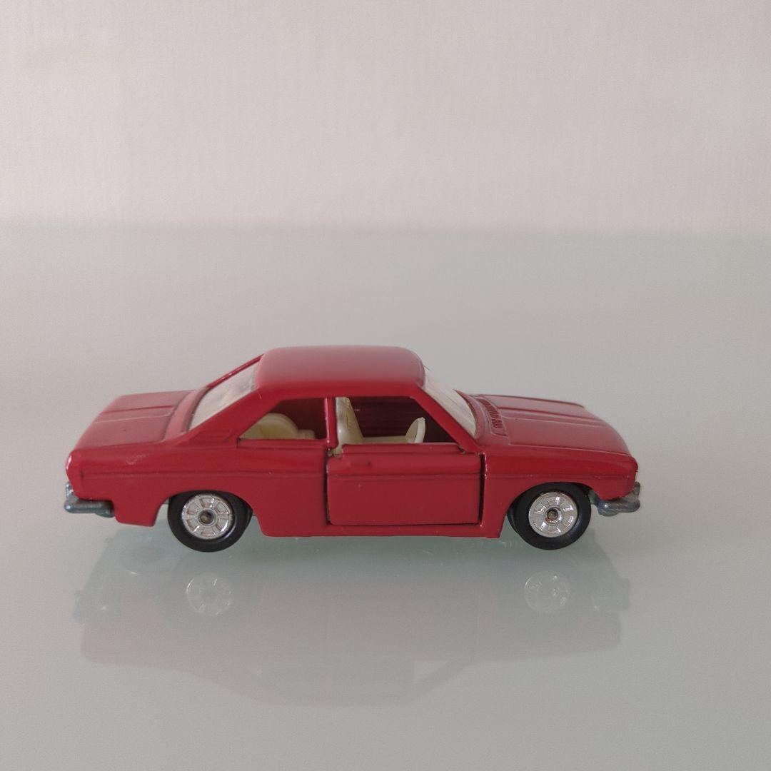 【美品】黒箱 トミカ 1/60 ブルーバードSSSクーペ 赤