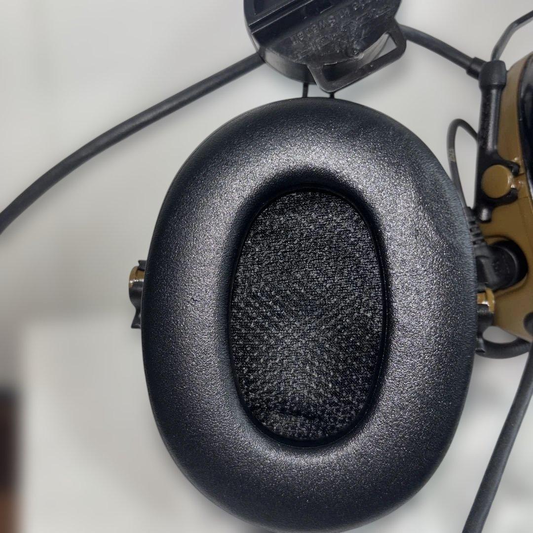 d*d様 未使用品　米軍放出品　実物　PELTOR COMTAC V 送料無料