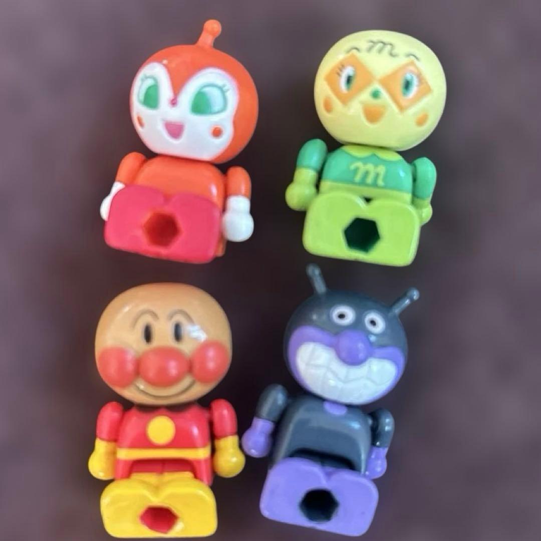 アンパンマンレトロフィギュア　ドキンちゃん　メロンパンナちゃん　可動式