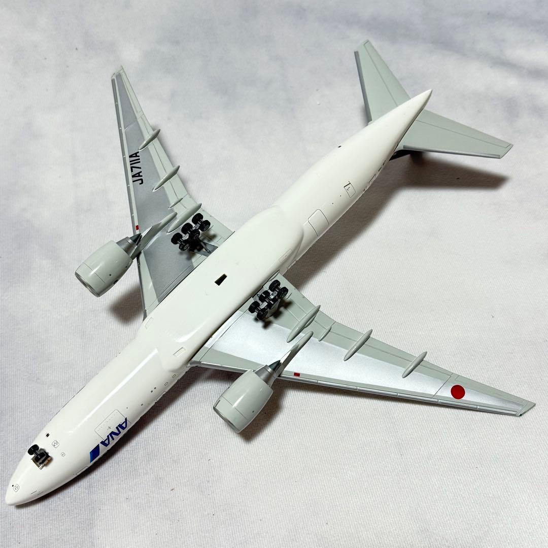 ANA Boeing777-200 スターアライアンス塗装機 模型 1/200