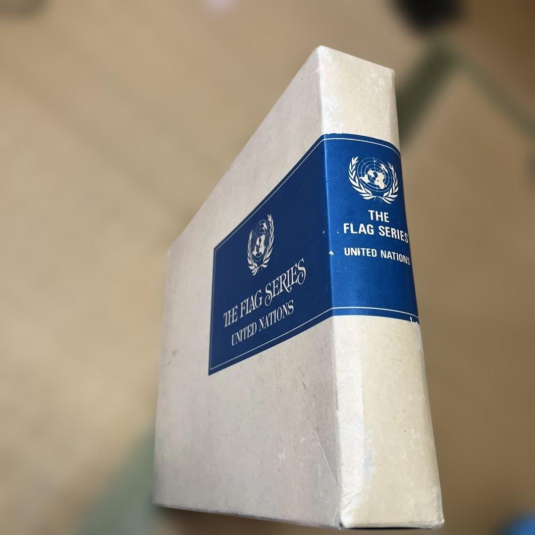THE FLAG SERIES 国連切手アルバム 国旗シリーズ