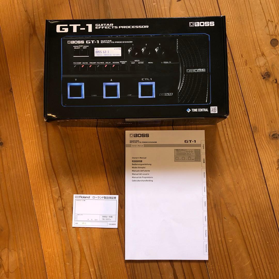 BOSS GT-1 ギターエフェクター　美品！保証期間内！おまけ純正電源付き！