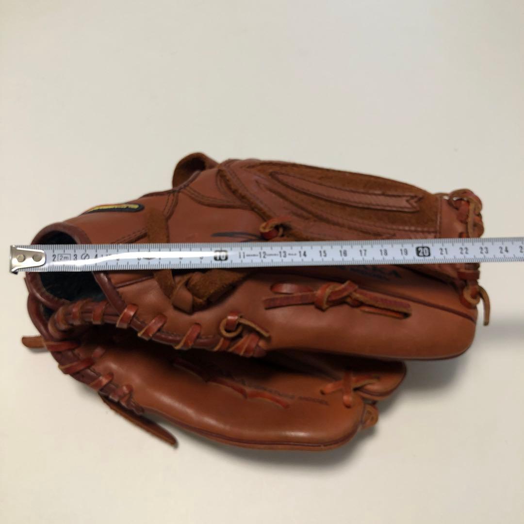 Nike グローブ　投手用　松坂モデル　少年軟式野球