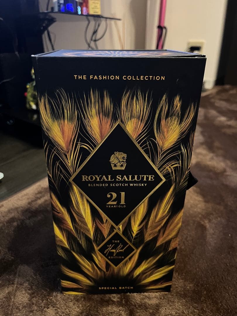  Salute 21年 ファッションコレクション