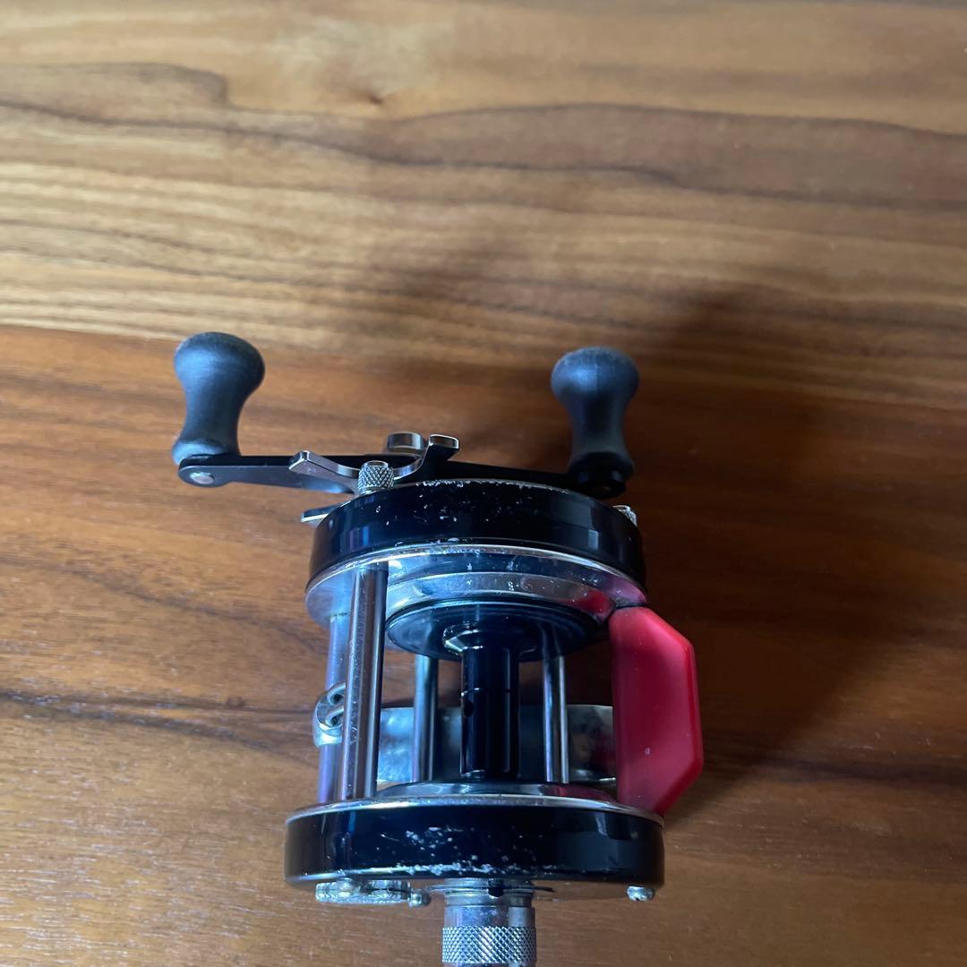 ABU 赤ベロ　アンバサダー5600C