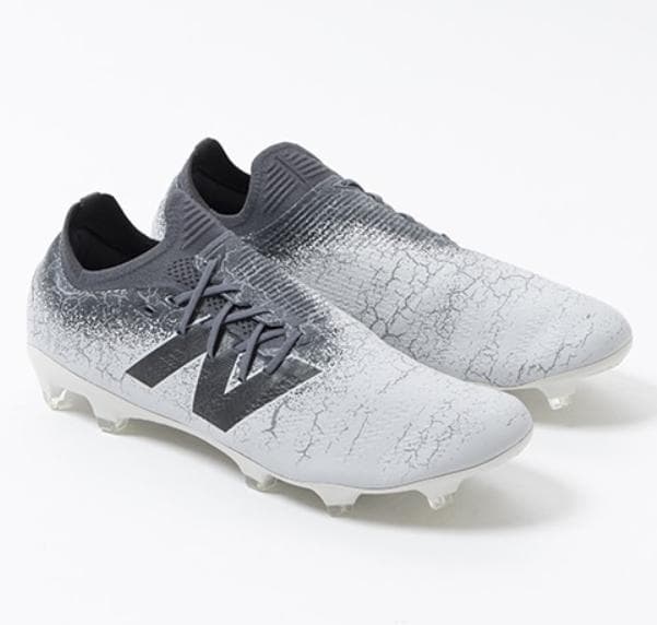 New balance Furon v7+ Pro FG サッカー スパイク