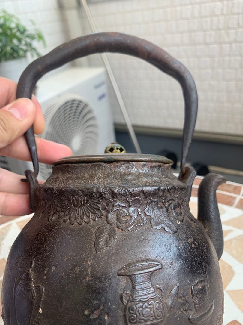 龍文堂造　茶道具図瓢箪形鉄瓶