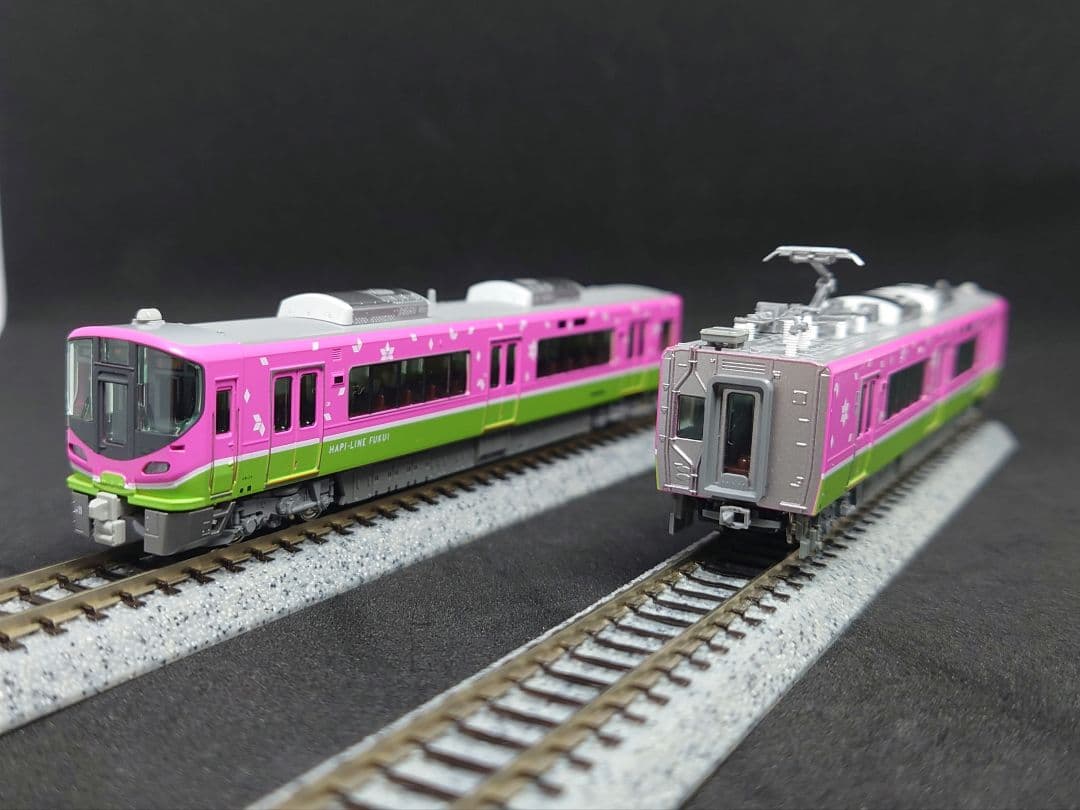 KATO ハピラインふくい 521系 フルラッピング編成 2両セット
