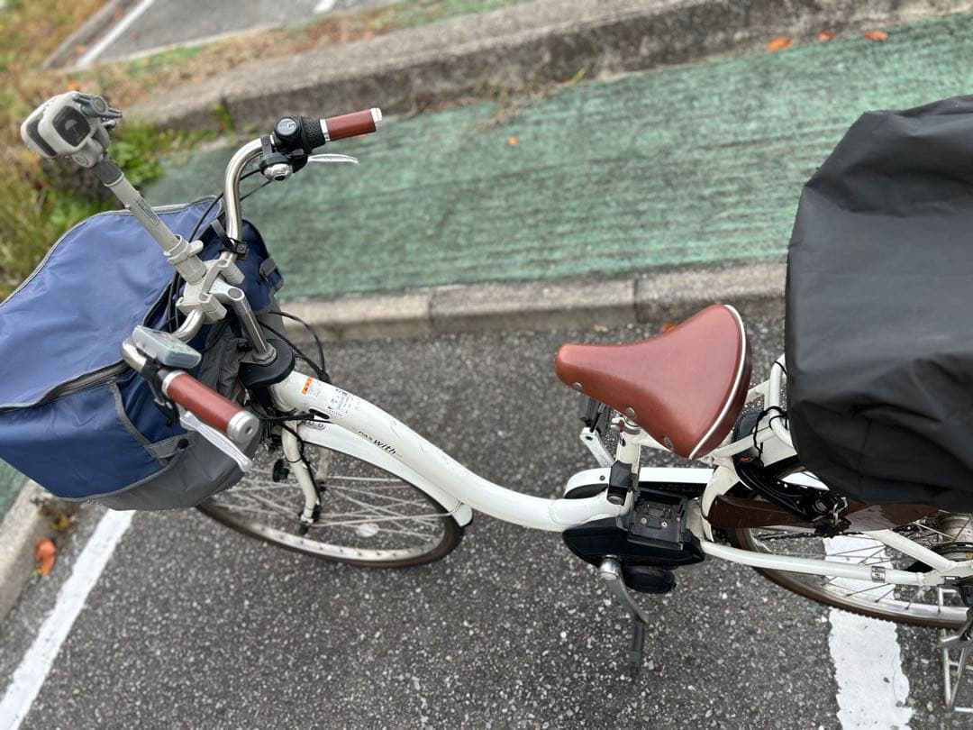 メ*ル様 電動アシスト自転車 シティタイプ バスケット付き