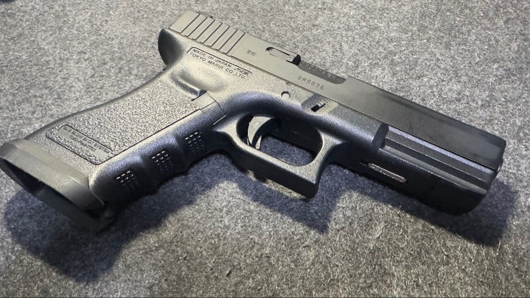 東京マルイマルイ　G17 グロック17 マグウェル&マガジンバンパー付カスタム