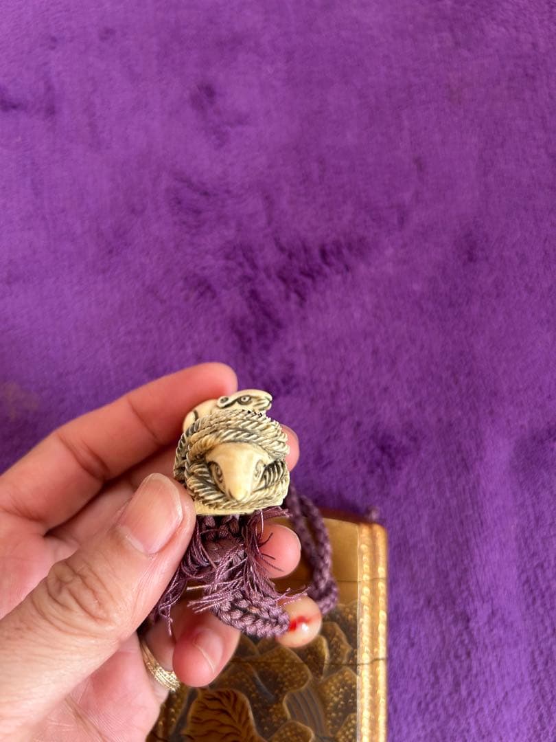 印籠 虎 絵柄 根付 二匹の鼠 縁起物 薬入れ 小物入れ