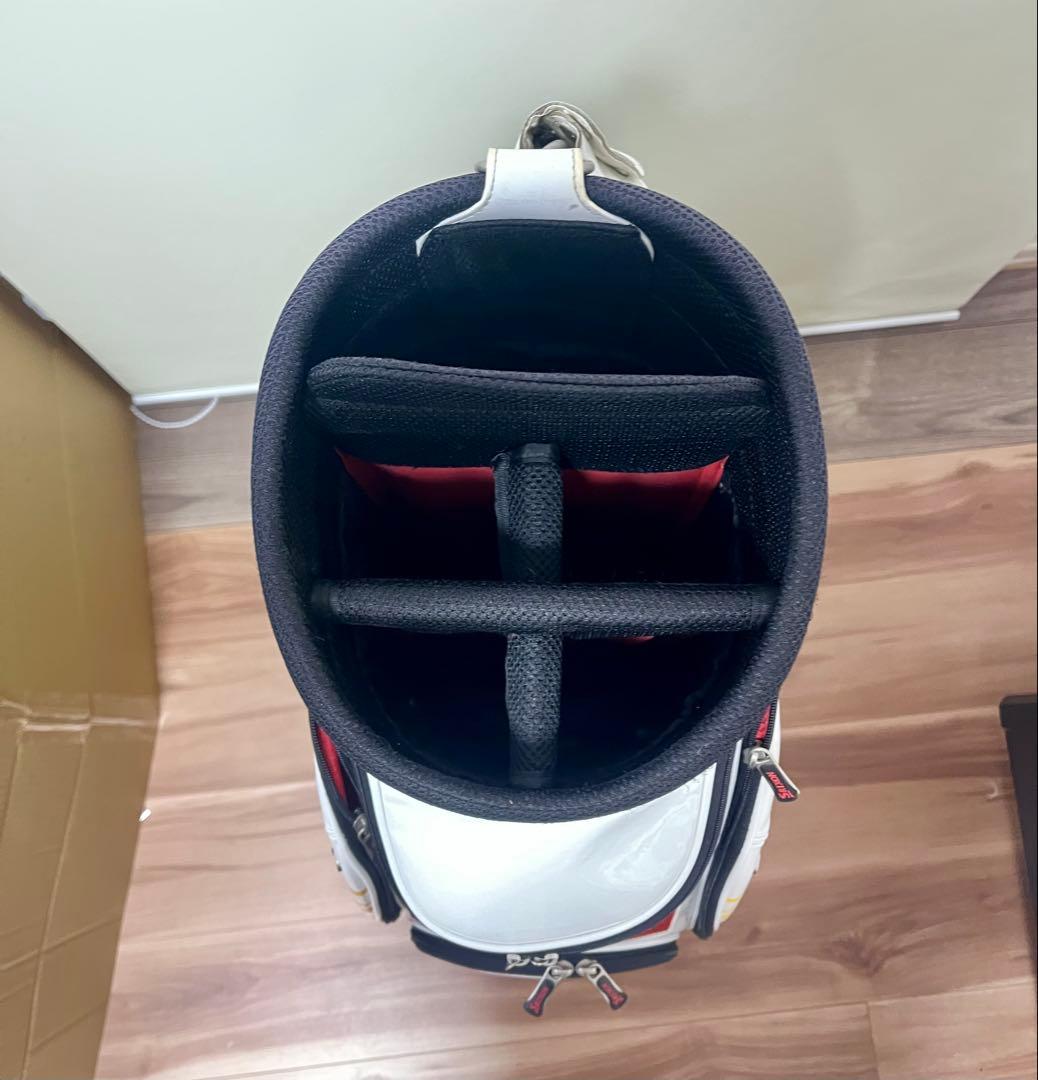 スリクソンキャディバック　ガオモンスター　ヘッドカバー、アイアンカバー、フード付