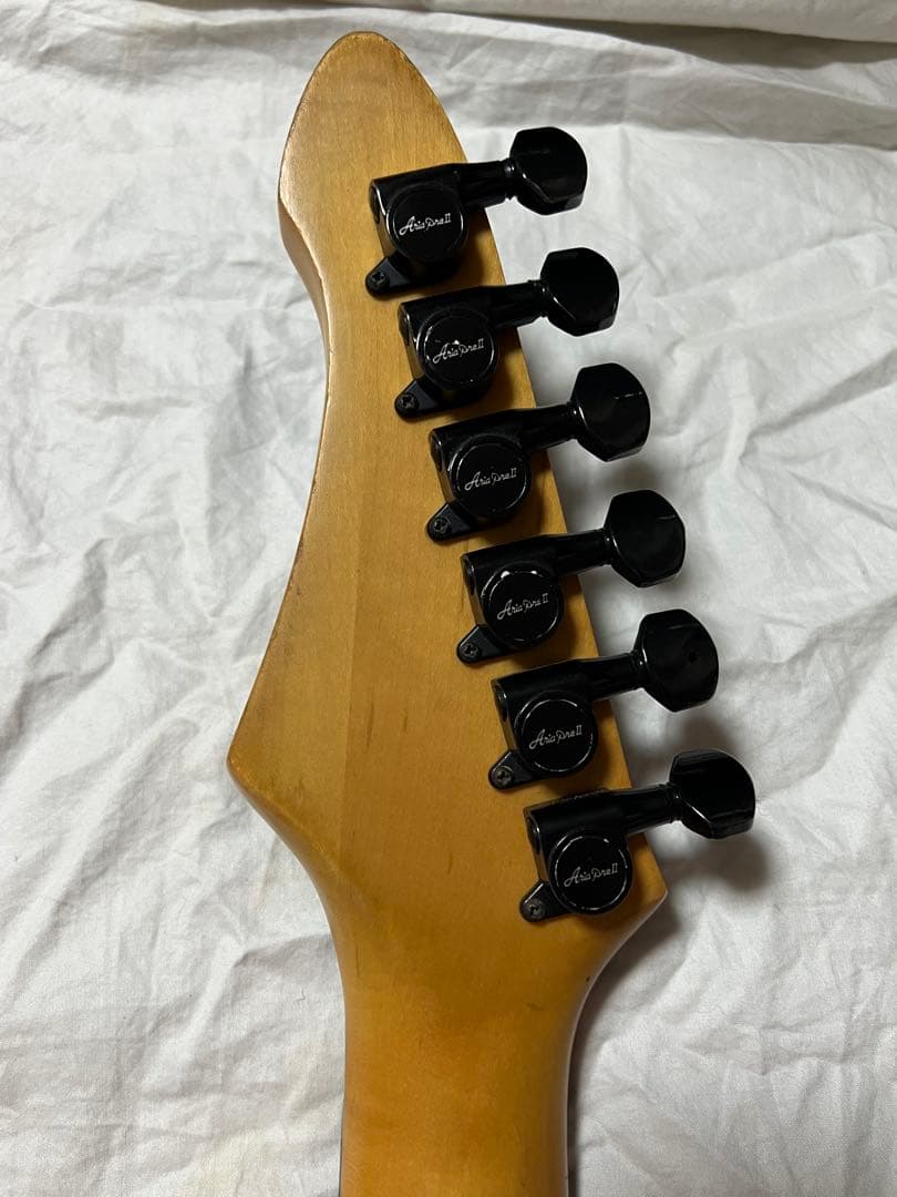 エレキギター　aria pro II selder エフェクター　ZOOM