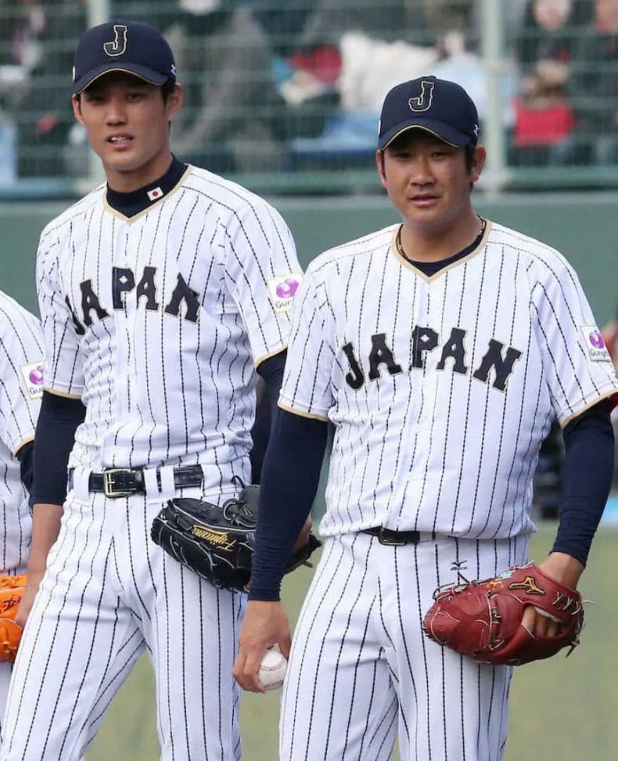 WBC 菅野智之　藤浪晋太郎　直筆サイン　ユニフォーム