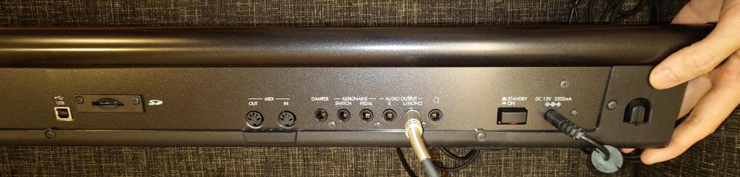 KORG M50-61 シンセサイザー 61鍵 ソフトケース付