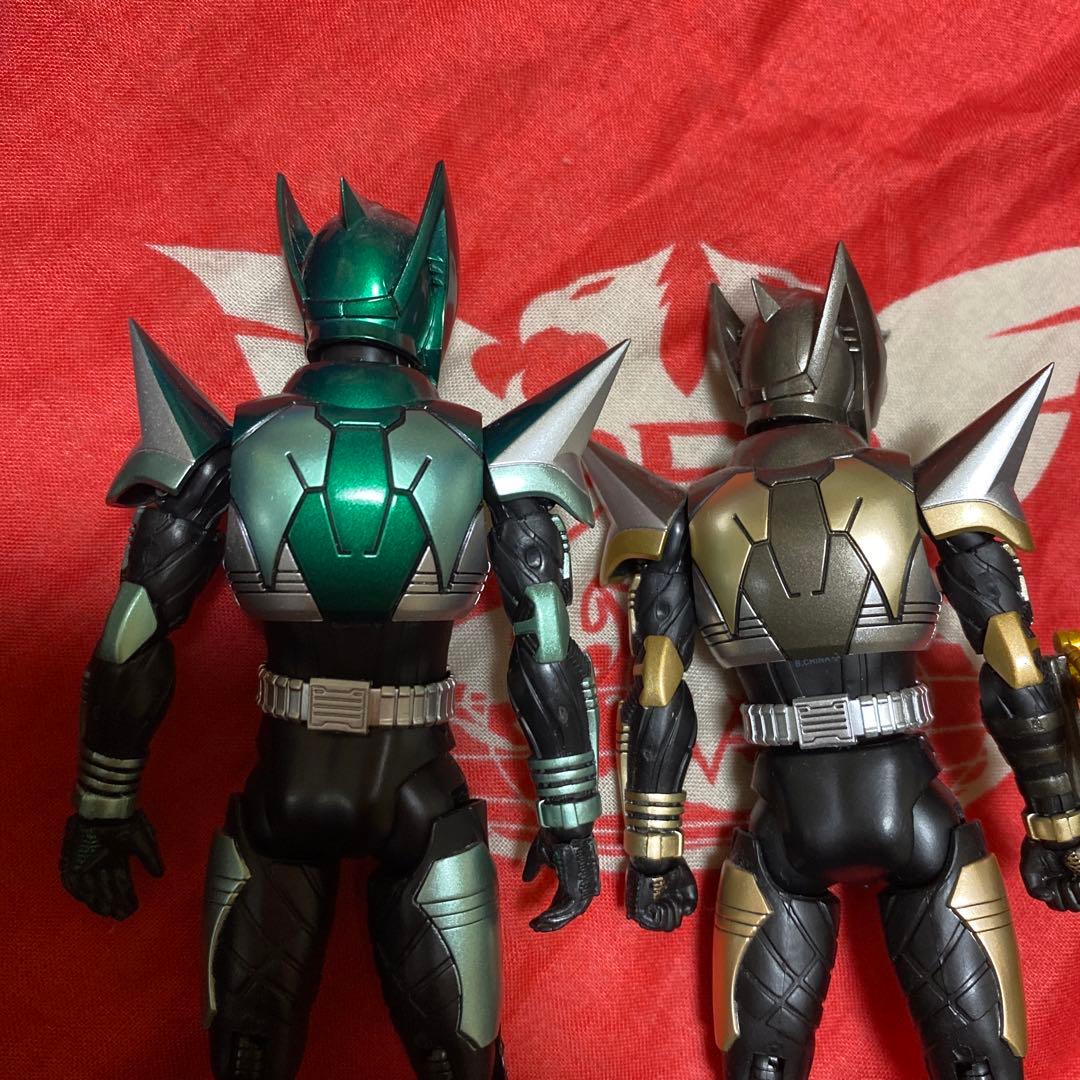 真骨彫仮面ライダー　キックホッパー　パンチホッパー