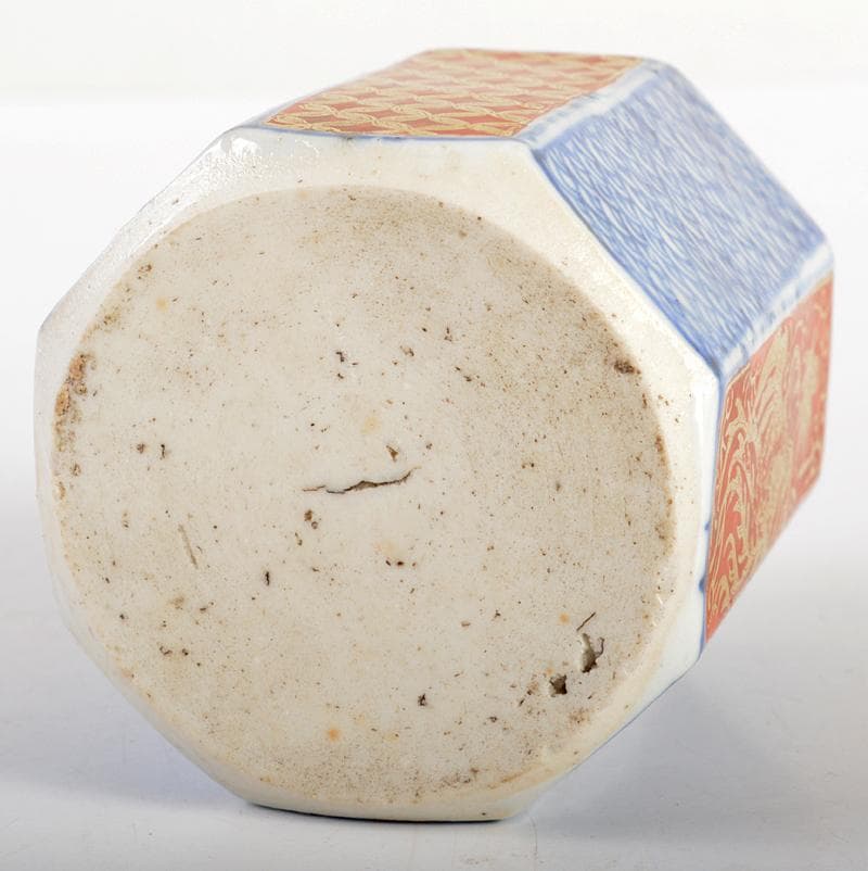 伊万里焼　古伊万里　色絵金彩　祥瑞鳳凰文　六角振出　時代箱付　V　R6735