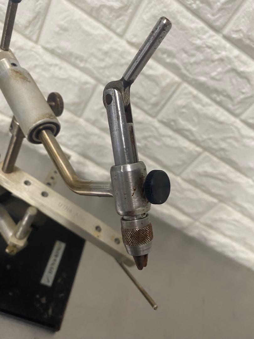 ダイナキング フライタイイングバイス　バラクーダ