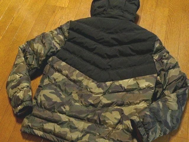 L日本サイズ位トミーヒルフィガーUSA限定ダウンジャケット マットブラック×カモ