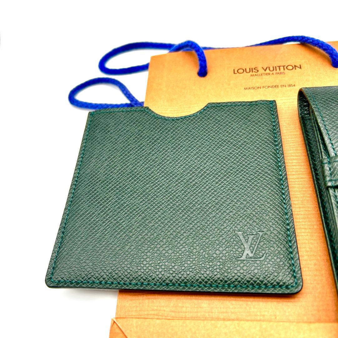 未使用級 ルイヴィトン ペンケース カードケース エテュイスティロ 緑 エピ