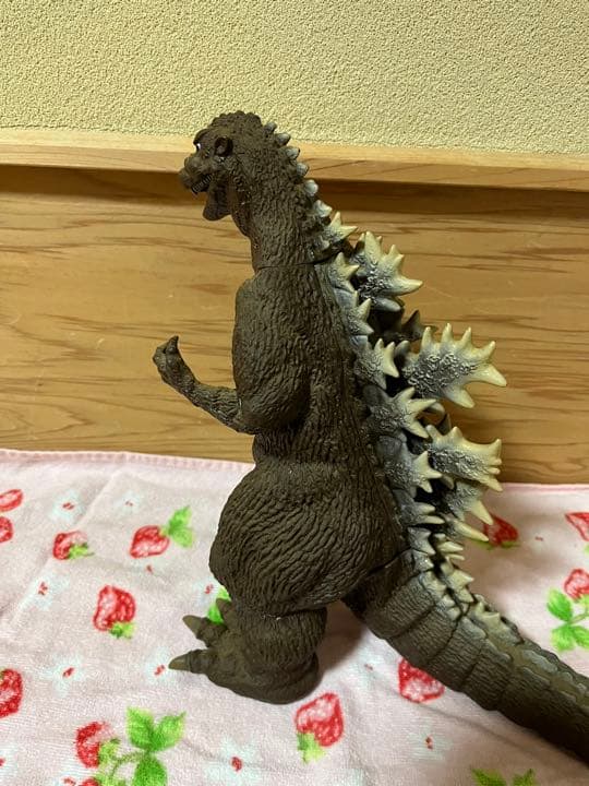 ゴジラ フィギュア
