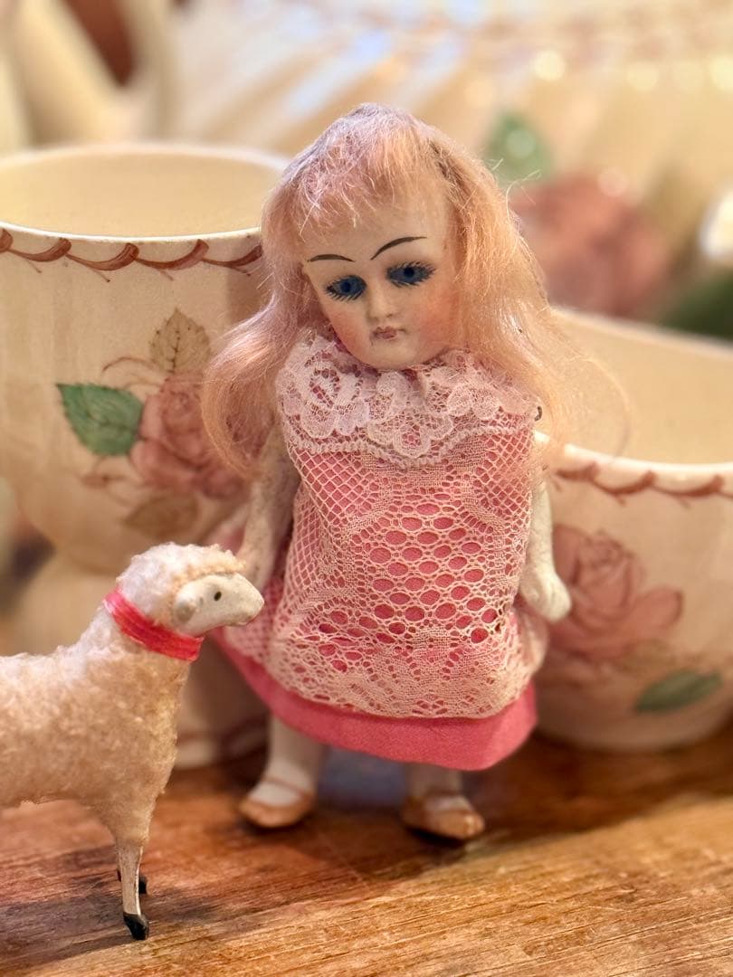 アンティーク　ミニョネット　＊ピンクのドレス＊　ドール　オールビスク