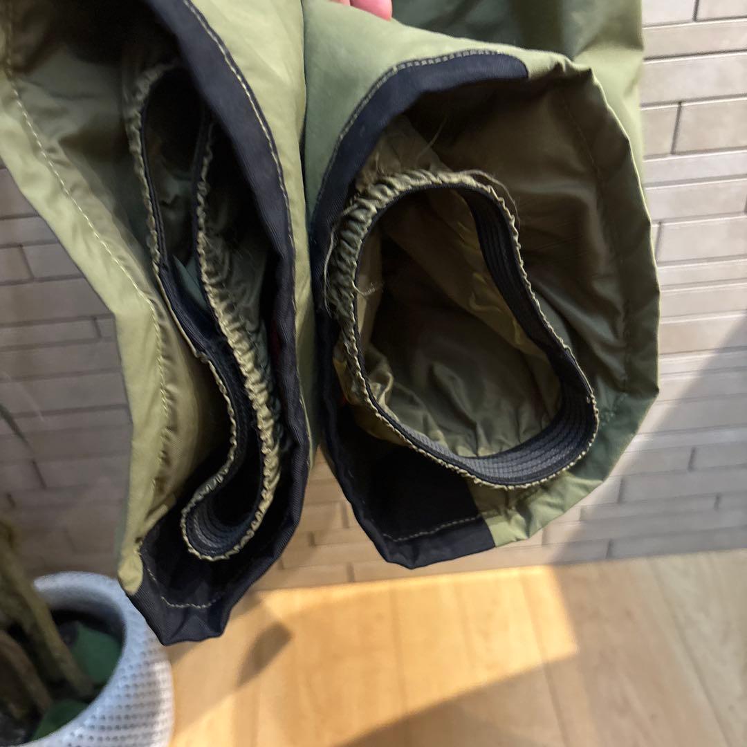 美品　Burton キッズ　ビブパンツ　Mサイズ　140