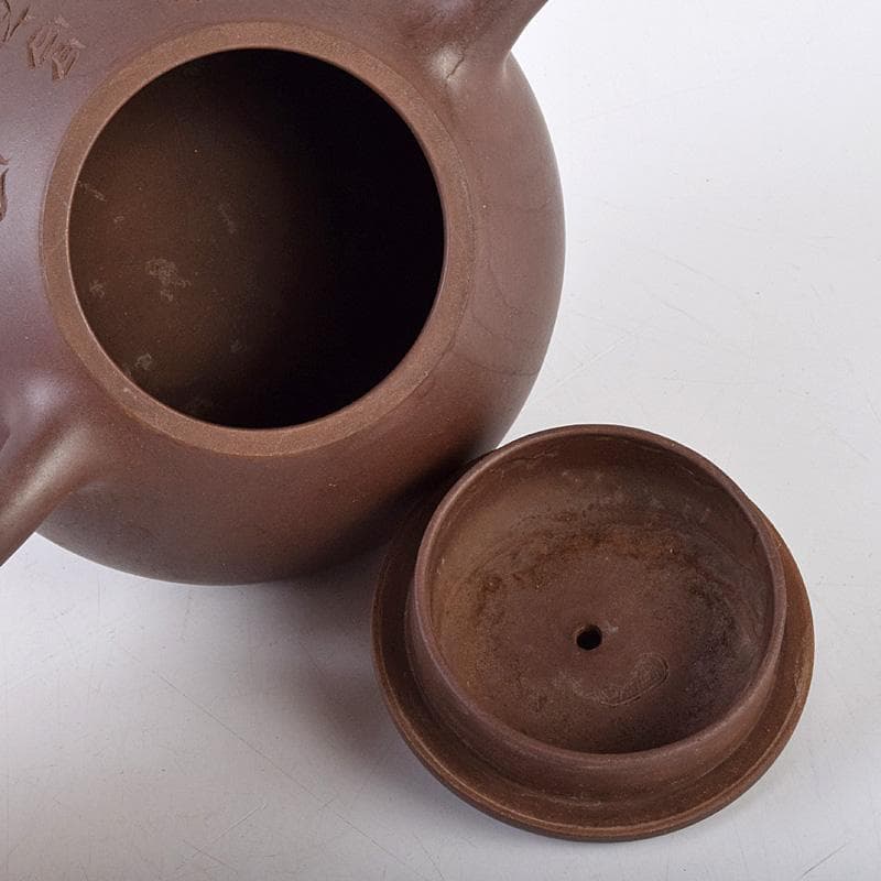 中国　寅春銘　紫砂　朱泥　漢詩刻　急須　茶壷　M　R8982