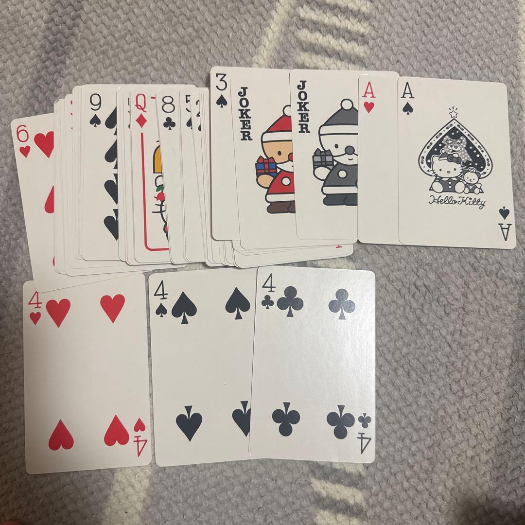 ハローキティ　ビックトランプ