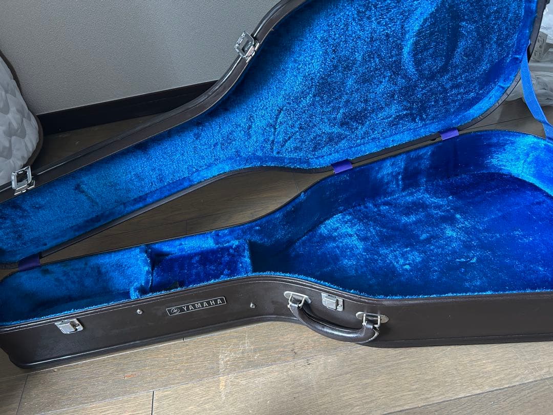 ヤマハ　Dynamic ギターNo.20. 茶系ハードケース付