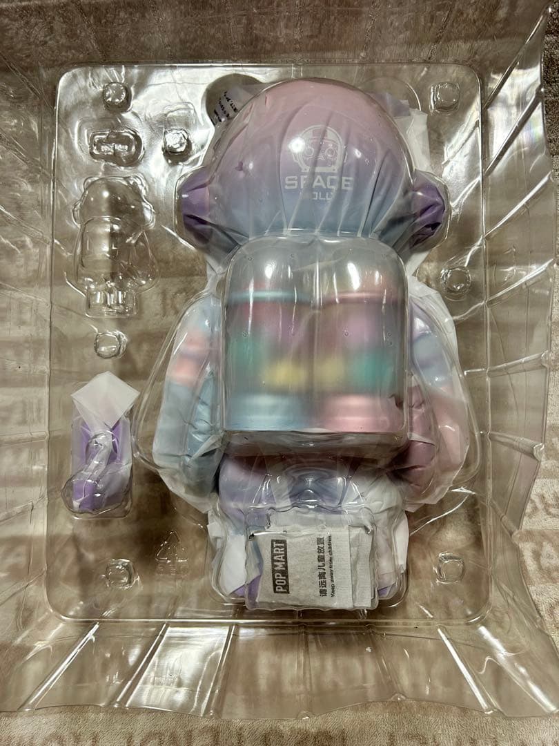 激レア　幻　MEGA SPACE MOLLY ケアベア　400% 未使用