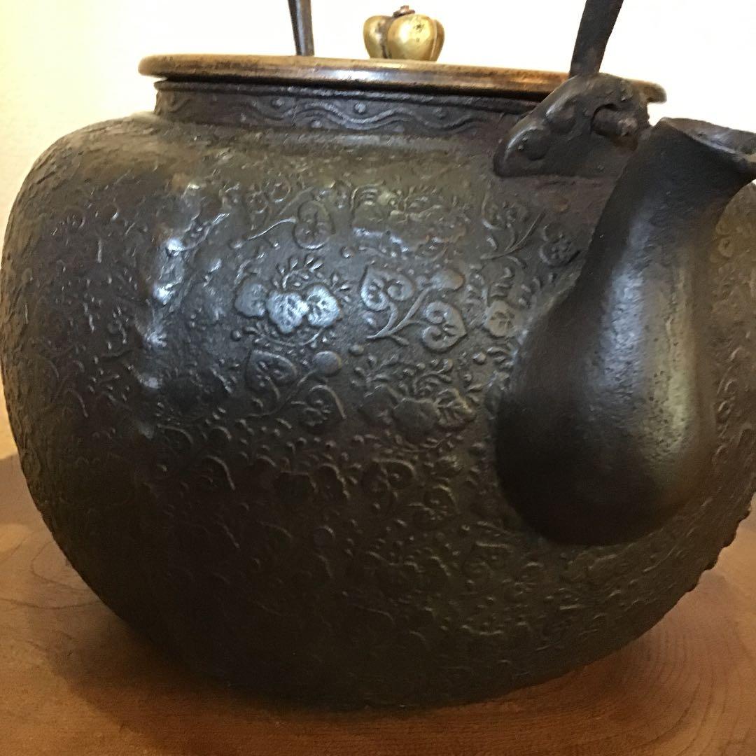 値下‼️江戸期　祥雲堂造　全面花付き二枚葉葵紋桐紋　鉄瓶　龍文堂