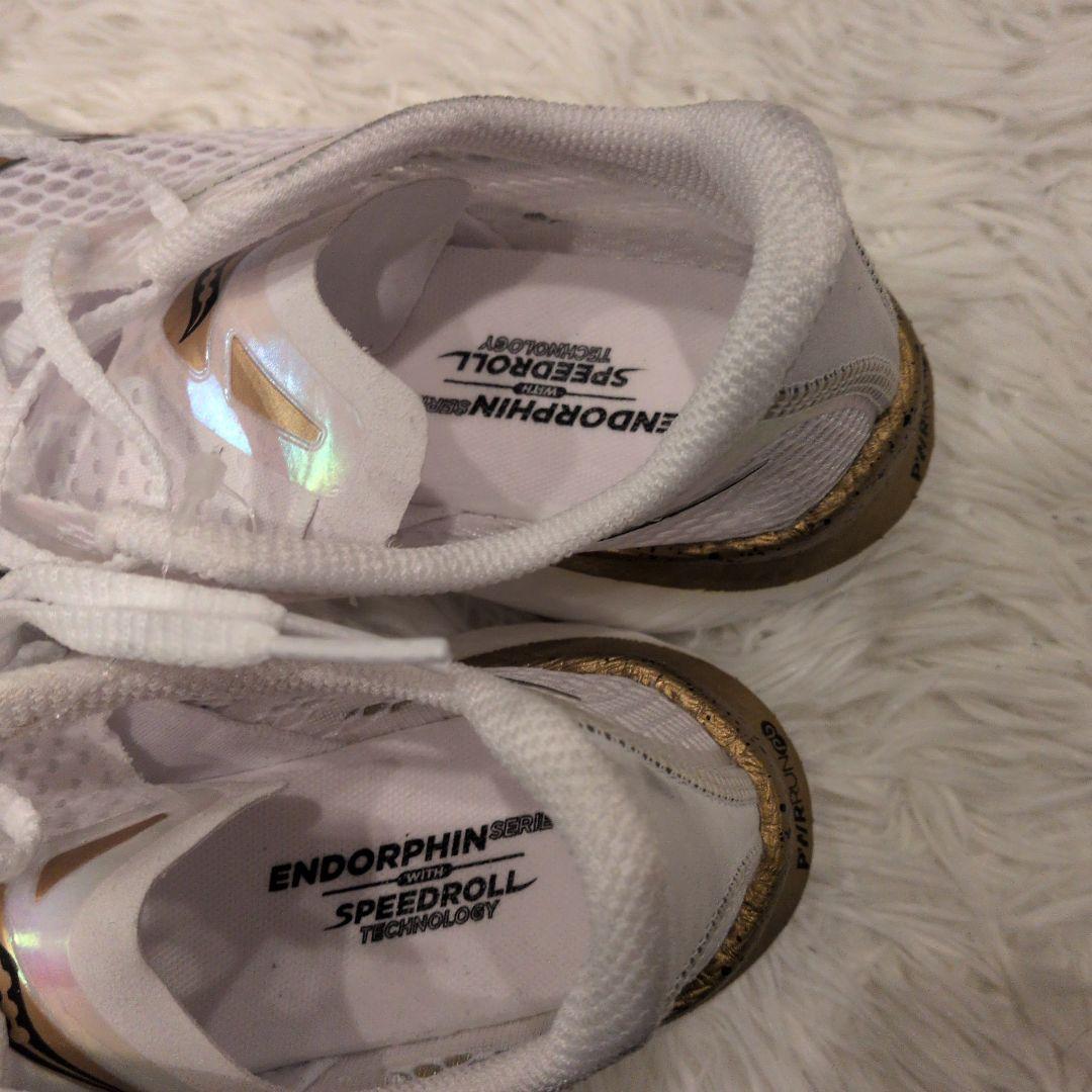 23cm サッカニー エンドルフィン プロ 3 ランニングシューズ 新品