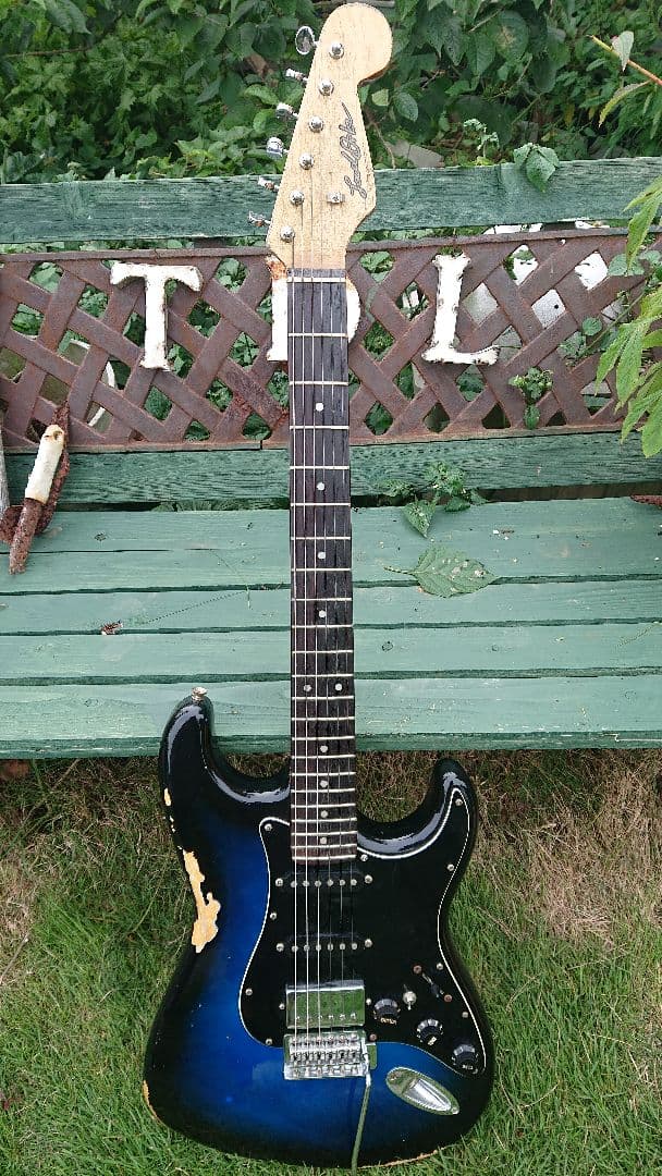 ラウドアーク　loud arkz ストラトタイプ