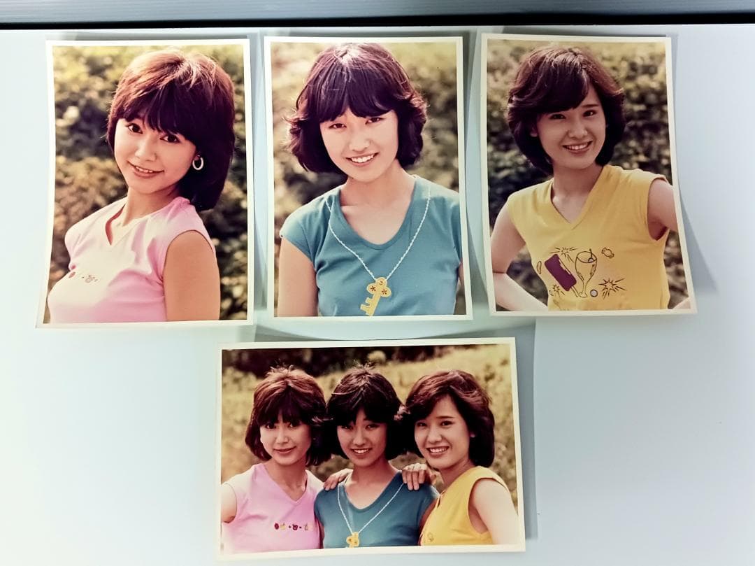 昭和レトロ【トライアングル】グッズまとめ売りパネル 生写真 サイン入りポスター他