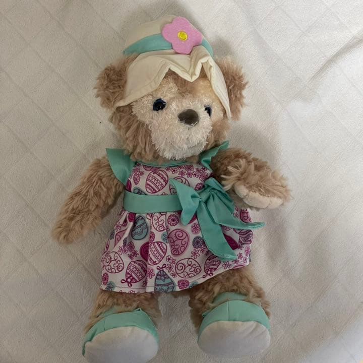 卯年に！香港ディズニーランドダッフィーシェリーメイ　イースター限定SSぬいぐるみ